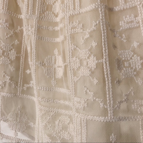 Anthropologie lightweight cream lace back sweater - Picture 6 of 7